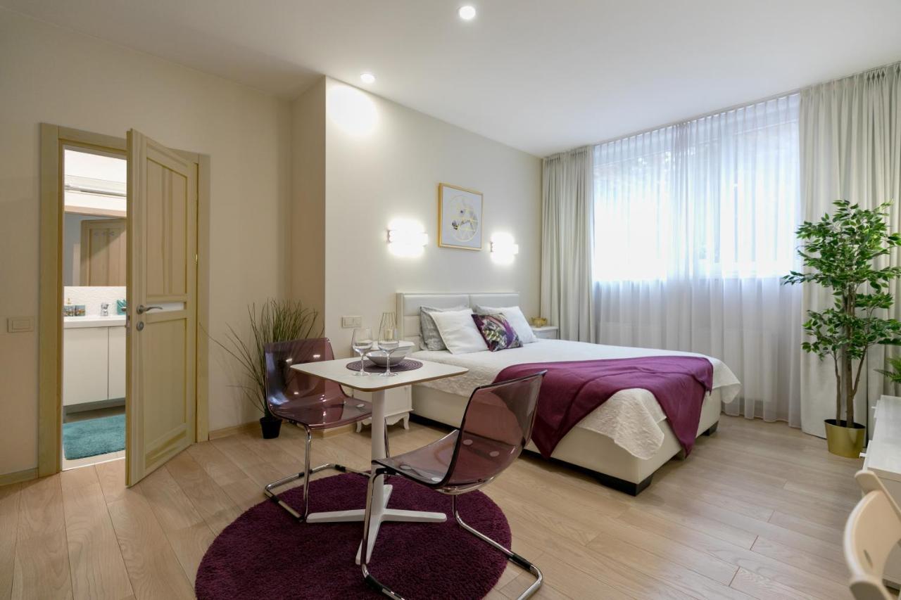 Raugyklos Apartamentai วิลนีอุส ภายนอก รูปภาพ